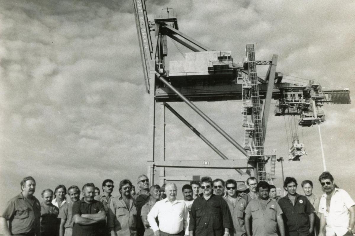 Workers, Fort Hill Wharf. 